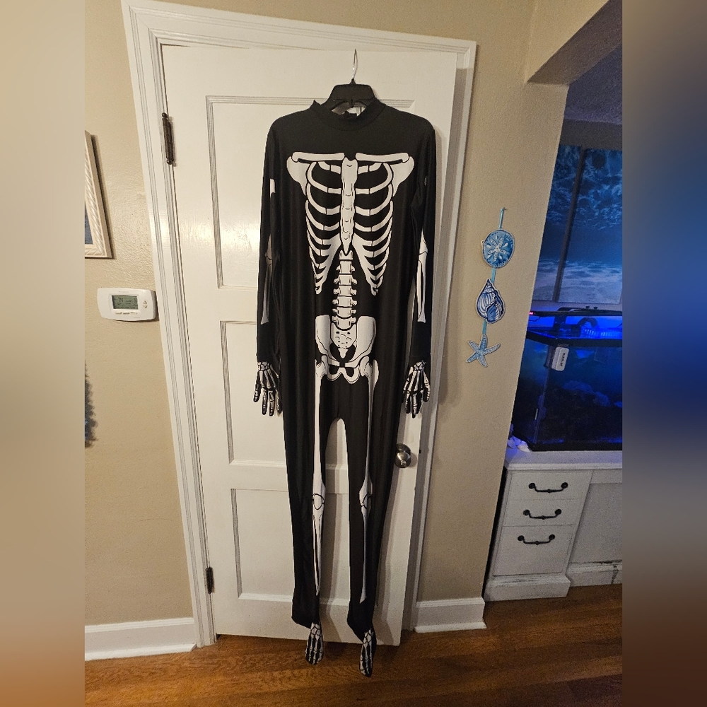 Men's Skeleton Costume - Black and White - Picture 3 of 8